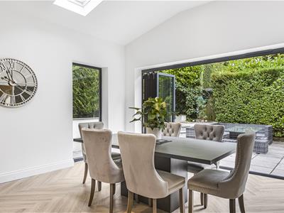 Kitchen / Breakfast Room